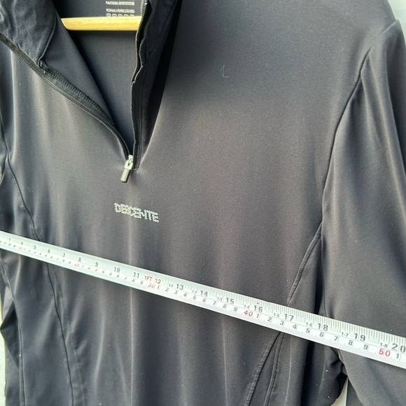 DESCENTE × SWAROVSKI  Mid-Layer Ski- 1/4
Zip  Black Base Layer long sleeve Top - Picture 5 of 9